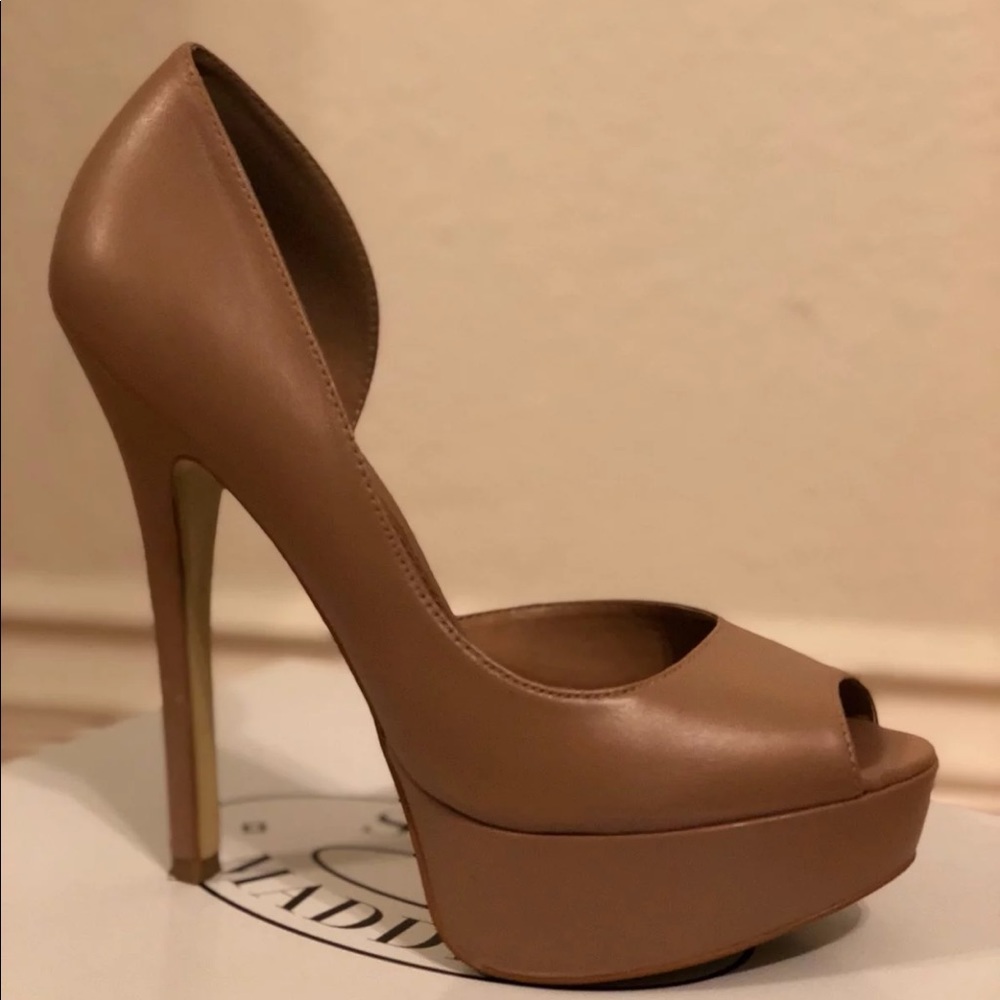 Peep Toe Pumps